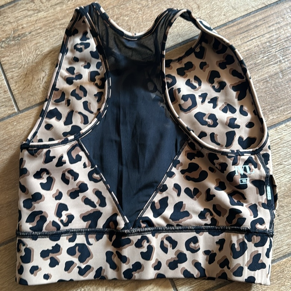 IVL size 10 leopard bra great condition runs smaller in my opinion. - Picture 5 of 5